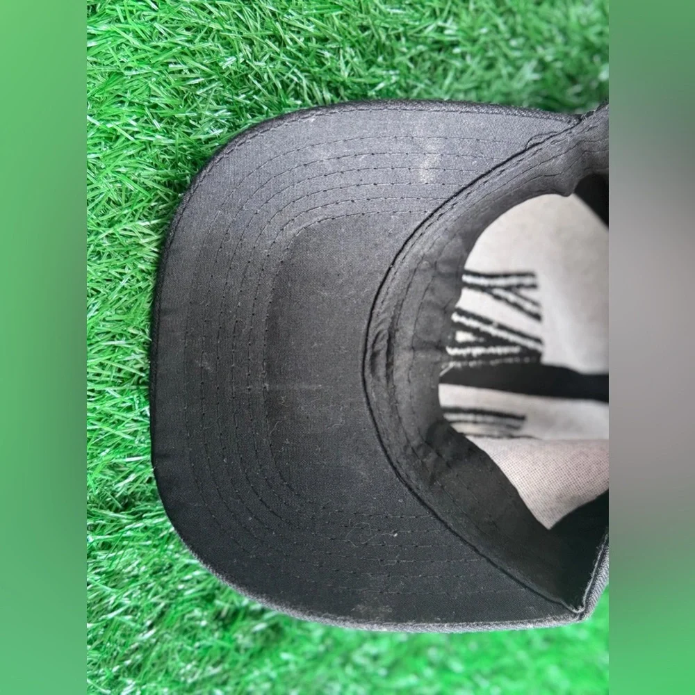 Black Hat Classic Curved Brim‎